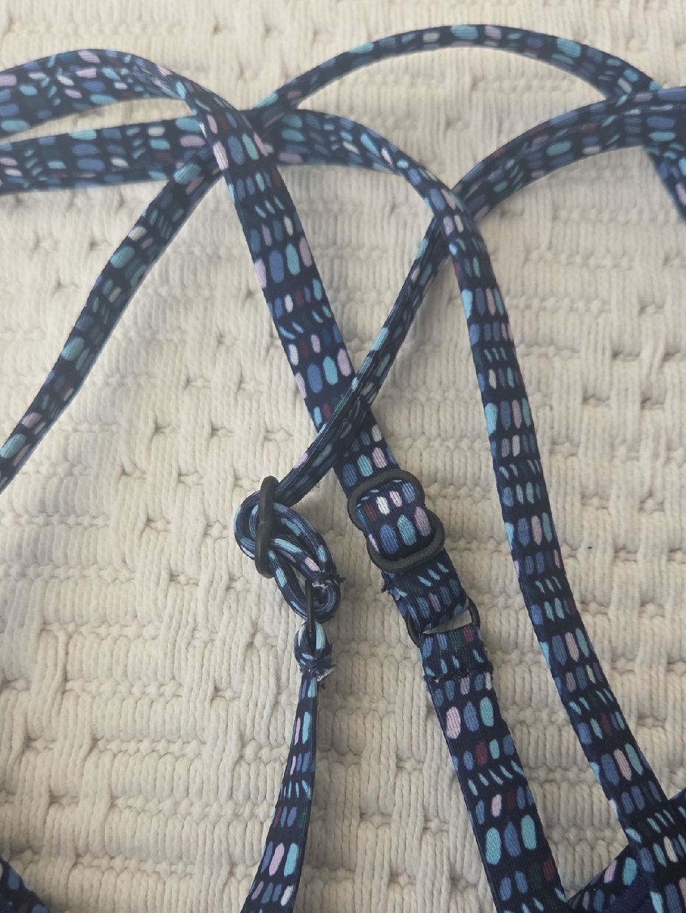 Title Nine Siren Bikini Top In Marquesas Navy & Black Print - Medium - Picture 6 of 10